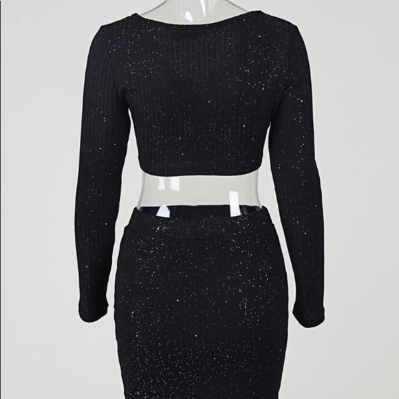 Off the shoulders skirt set - Picture 4 of 4